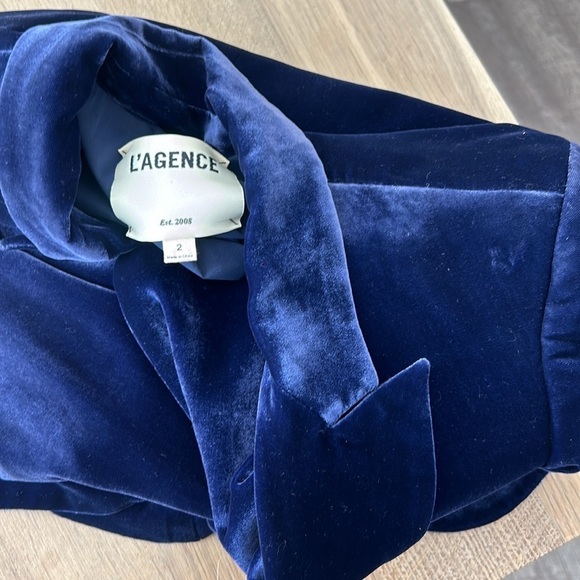 L'AGENCE Chamberlain Velvet Blazer Womens size 2 Blue color - Picture 8 of 13
